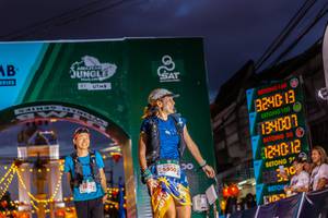 BIB: 5550, 160, 132, 100, 134007, 024012, 88374
                            <button type="button" onclick="openModal(21811425)" class="btn btn-primary btn-sm float-right btn-popup" data-toggle="modal" data-target=".modal-high-quality">
                        <i class="fas fa-shopping-cart"></i> Add to Cart
                    </button>
                                            <button type="button" onclick="isThisMe(21811425, true)" class="btn btn-success btn-sm float-right btn-popup btn-isme hidden" data-toggle="tooltip" data-placement="bottom" title="นี่คือรูปของคุณใช่ไหม คลิกที่นี่เพื่อเอาเข้าอัลบั้ม">
                        <i class="fas fa-plus"></i> Add to album
                    </button>
                    <button type="button" onclick="isThisMe(21811425, false)" class="btn btn-warning btn-sm float-right btn-popup btn-isnotme hidden">
                        <i class="fas fa-ban"></i> Remove from album
                    </button>